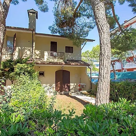 In Caorle With Balcony Ca Corniani